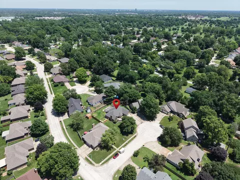 View/Area - 3351 W Driftwood Ct, Springfield, MO 65807 photo 3 of 3