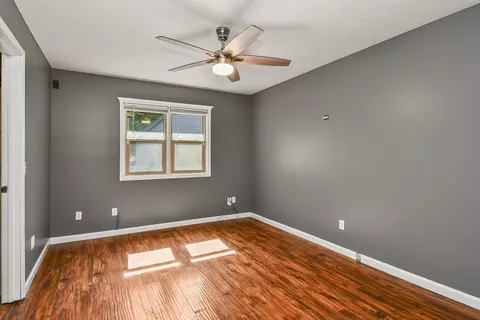 Bedroom - 3351 W Driftwood Ct, Springfield, MO 65807 photo 6 of 9