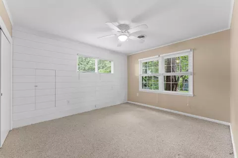 Bedroom - 909 Cliff Dr, Branson, MO 65616 photo 3 of 3