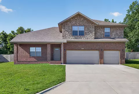 752 E Gallup Hill Rd, Nixa, MO 65714