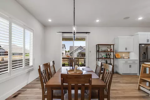 Dining - 4900 S Aaron Ave, Springfield, MO 65810 photo 1 of 2