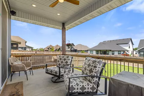 Exterior - 4900 S Aaron Ave, Springfield, MO 65810 photo 2 of 4