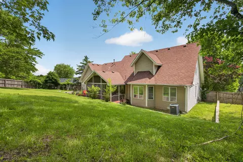 Exterior - 613 W Hubble Dr, Marshfield, MO 65706 photo 10 of 10