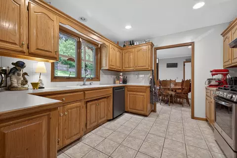 Kitchen - 613 W Hubble Dr, Marshfield, MO 65706 photo 1 of 3