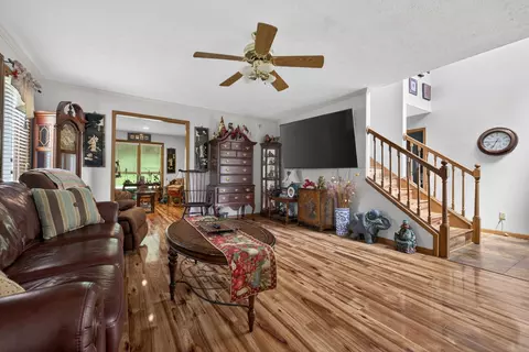Living - 613 W Hubble Dr, Marshfield, MO 65706 photo 1 of 2