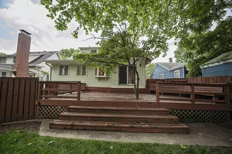 Exterior - 744 S Pickwick Ave, Springfield, MO 65802 photo 7 of 8