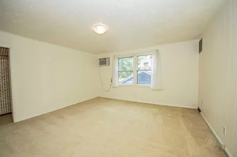 Bedroom - 744 S Pickwick Ave, Springfield, MO 65802 photo 5 of 7