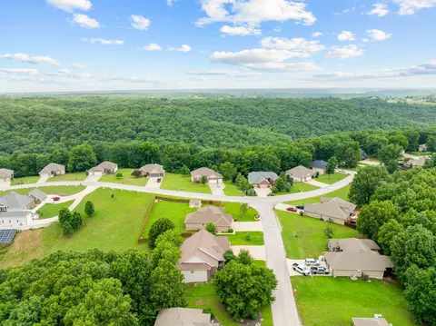 View/Area - 106 Southview Dr, Branson, MO 65616 photo 10 of 11