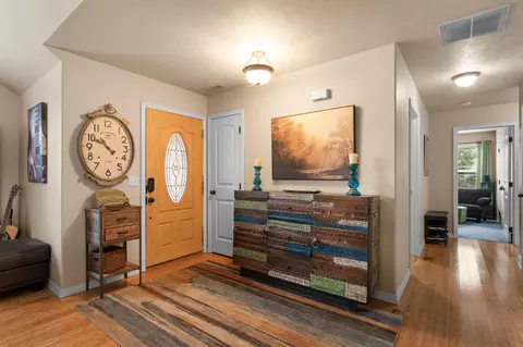 Entry Way - 106 Southview Dr, Branson, MO 65616 photo 4 of 4