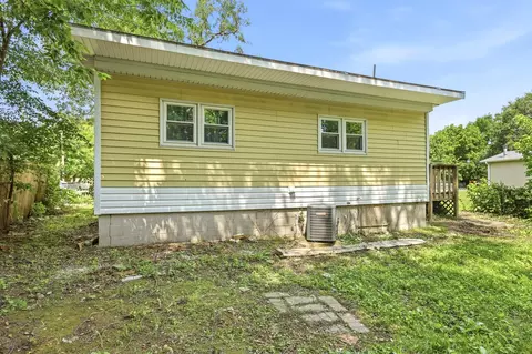 Exterior - 2448 N Ramsey Ave, Springfield, MO 65803 photo 5 of 6