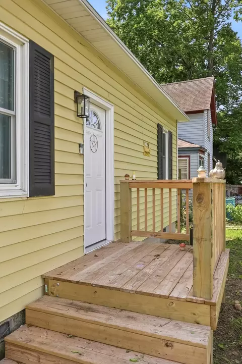 Exterior - 2448 N Ramsey Ave, Springfield, MO 65803 photo 2 of 6