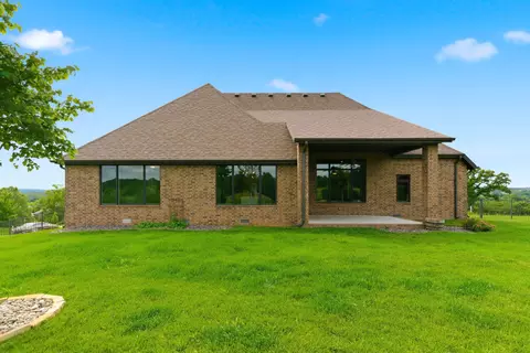 Exterior - 3215 W Bluffview St, Springfield, MO 65810 photo 3 of 8