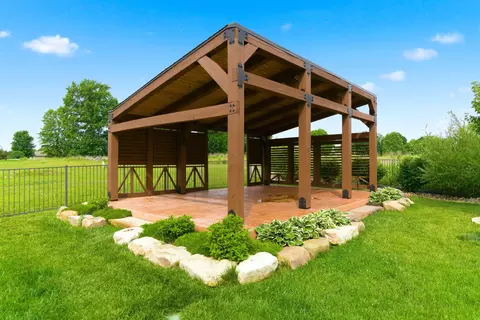 Exterior - 3215 W Bluffview St, Springfield, MO 65810 photo 7 of 8
