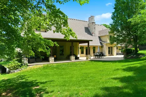 Exterior - 1646 W Caleb Ct, Springfield, MO 65810 photo 14 of 26