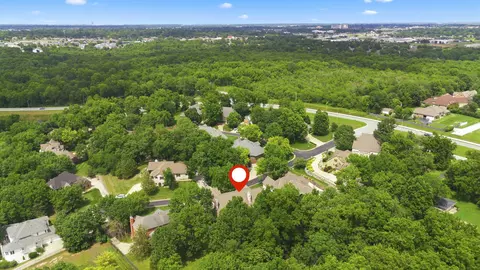 View/Area - 1646 W Caleb Ct, Springfield, MO 65810 photo 15 of 18