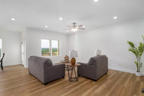 Living - 1003 W Jay St, Ozark, MO 65721 photo 1 of 2