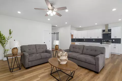 Living - 1003 W Jay St, Ozark, MO 65721 photo 2 of 2