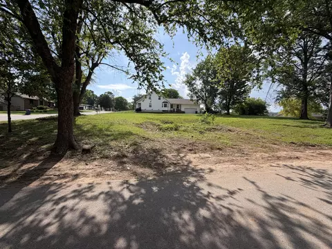 1957 E Lark St, Springfield, MO 65804 photo 5