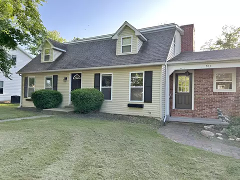 703 N 6th Ave, Ozark, MO 65721