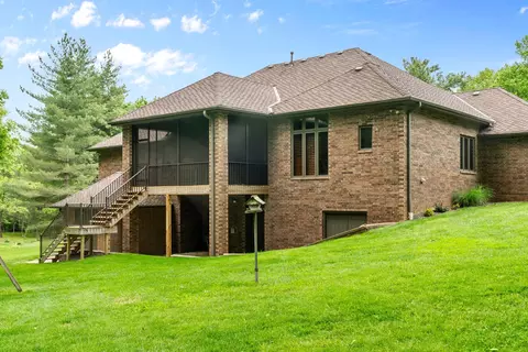 Exterior - 4726 S Bellhurst Ave, Springfield, MO 65804 photo 11 of 12