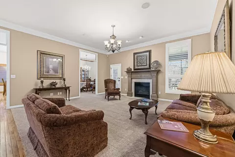 Living - 4726 S Bellhurst Ave, Springfield, MO 65804 photo 4 of 6