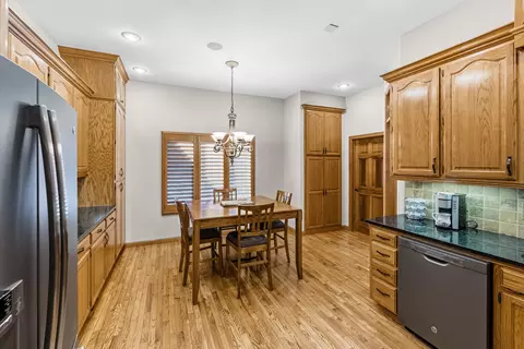 Kitchen - 4726 S Bellhurst Ave, Springfield, MO 65804 photo 2 of 9