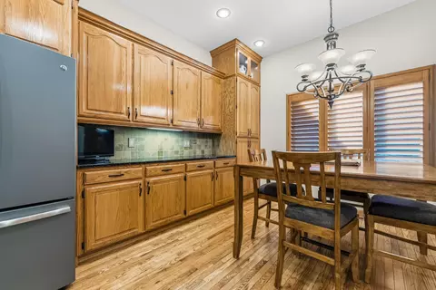 Kitchen - 4726 S Bellhurst Ave, Springfield, MO 65804 photo 5 of 9