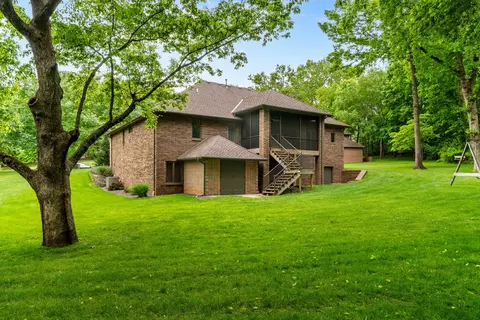 Exterior - 4726 S Bellhurst Ave, Springfield, MO 65804 photo 9 of 12