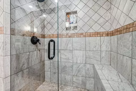 Bath - 4726 S Bellhurst Ave, Springfield, MO 65804 photo 6 of 7