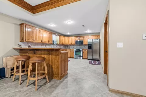 Kitchen - 4726 S Bellhurst Ave, Springfield, MO 65804 photo 8 of 9