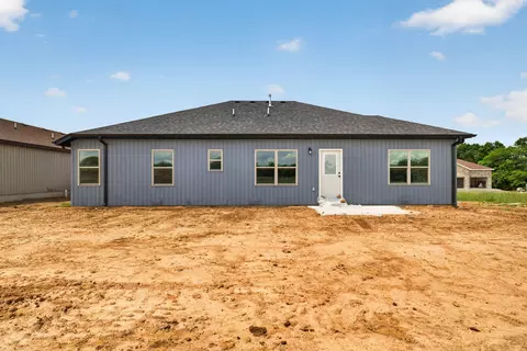 Exterior - 422 Beavertail Rd, Ash Grove, MO 65604 photo 2 of 3