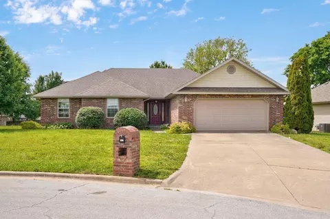 505 Falcon Hts, Rogersville, MO 65742