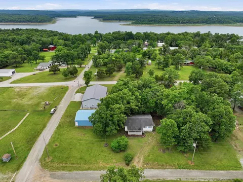 121 Paula Ave, Peel, AR 72668