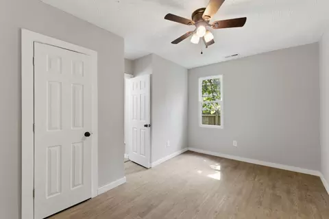 Bedroom - 1101 W Division St, Springfield, MO 65803 photo 1 of 1