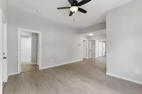 Entry Way - 1101 W Division St, Springfield, MO 65803 photo 1 of 4
