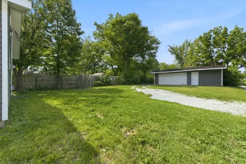 Exterior - 1101 W Division St, Springfield, MO 65803 photo 7 of 8