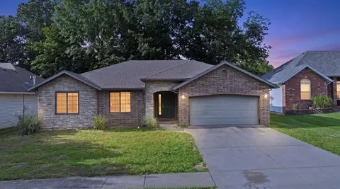 Exterior - 3527 W Sagamont St, Springfield, MO 65807 photo 6 of 6