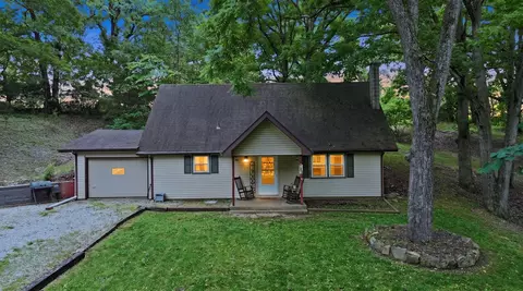748 Ellingsworth Ln, Highlandville, MO 65669