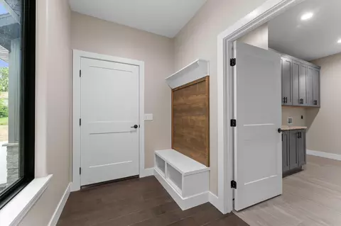 Entry Way - 654 Walkington Ln, Branson, MO 65616 photo 2 of 2