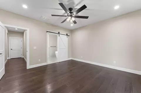 Bedroom - 654 Walkington Ln, Branson, MO 65616 photo 2 of 6