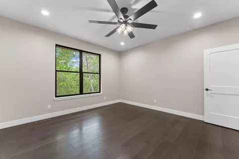 Bedroom - 654 Walkington Ln, Branson, MO 65616 photo 3 of 6