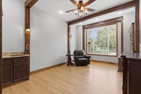 Living - 1610 W Caleb Ct, Springfield, MO 65810 photo 6 of 6