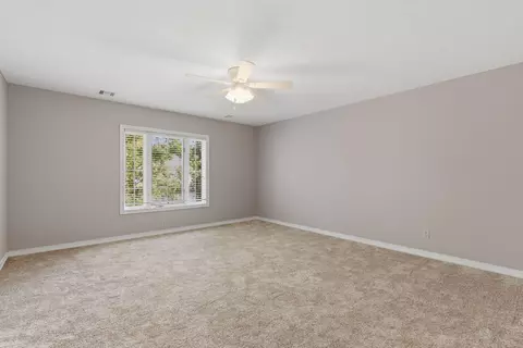 Bedroom - 1610 W Caleb Ct, Springfield, MO 65810 photo 5 of 9