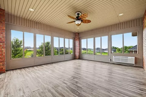 Exterior - 5904 S Nettleton Ave, Springfield, MO 65810 photo 4 of 8