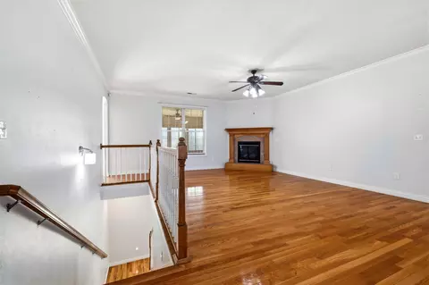 Living - 5904 S Nettleton Ave, Springfield, MO 65810 photo 7 of 11
