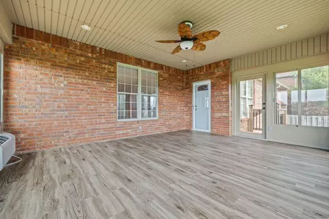 Exterior - 5904 S Nettleton Ave, Springfield, MO 65810 photo 5 of 8