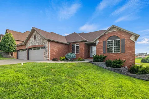 Exterior - 5904 S Nettleton Ave, Springfield, MO 65810 photo 2 of 8