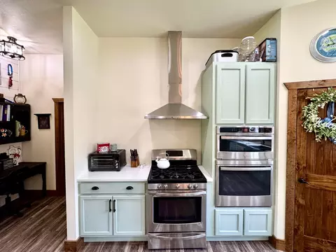 Kitchen - 574 E Dade 102, Everton, MO 65646 photo 5 of 5