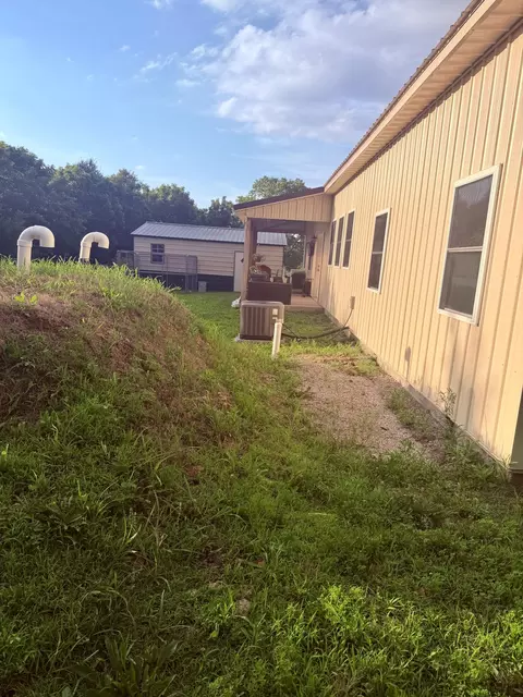 Exterior - 574 E Dade 102, Everton, MO 65646 photo 7 of 16