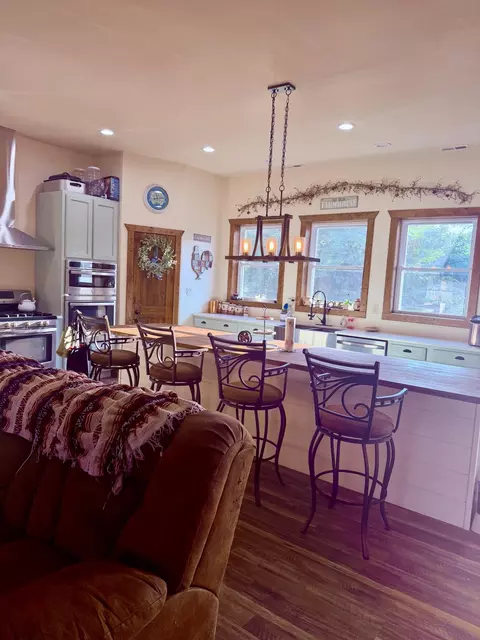Kitchen - 574 E Dade 102, Everton, MO 65646 photo 8 of 10